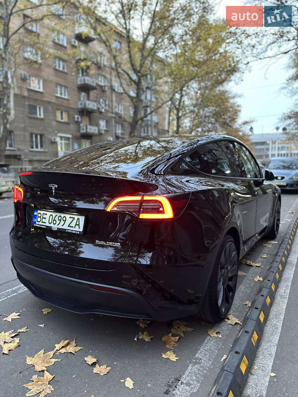 Внедорожник / Кроссовер Tesla Model Y 2021 в Николаеве фото 4 Внедорожник / Кроссовер Tesla Model Y 2021 в Николаеве