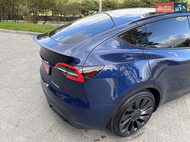 Позашляховик / Кросовер Tesla Model Y 2021 в Львові фото 19 Позашляховик / Кросовер Tesla Model Y 2021 в Львові