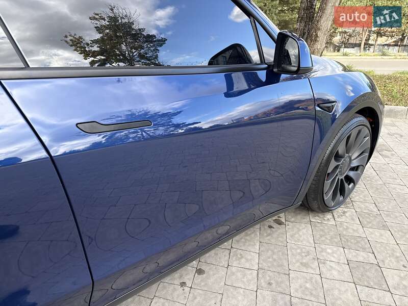 Позашляховик / Кросовер Tesla Model Y 2021 в Львові фото 23 Позашляховик / Кросовер Tesla Model Y 2021 в Львові