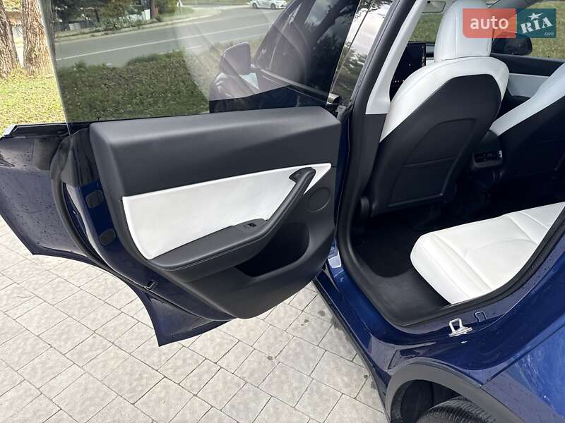 Позашляховик / Кросовер Tesla Model Y 2021 в Львові фото 39 Позашляховик / Кросовер Tesla Model Y 2021 в Львові