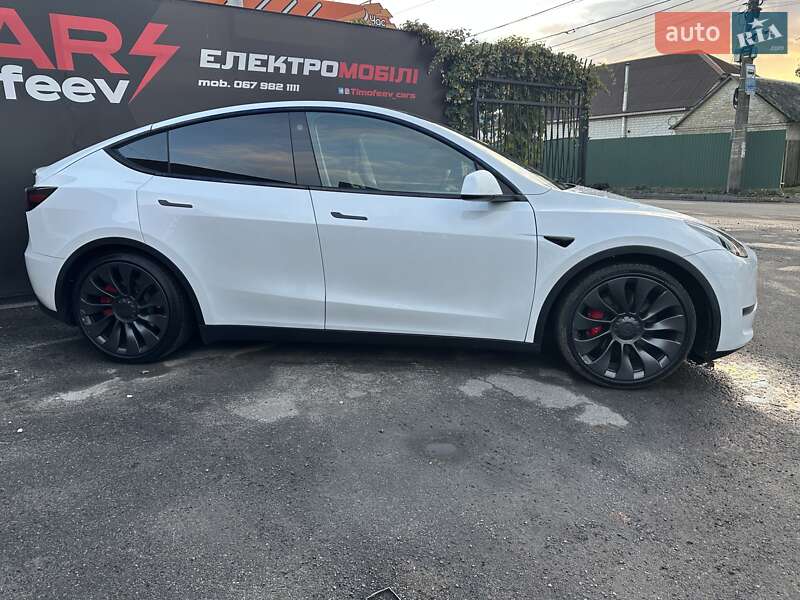 Внедорожник / Кроссовер Tesla Model Y 2023 в Киеве фото 6 Внедорожник / Кроссовер Tesla Model Y 2023 в Киеве