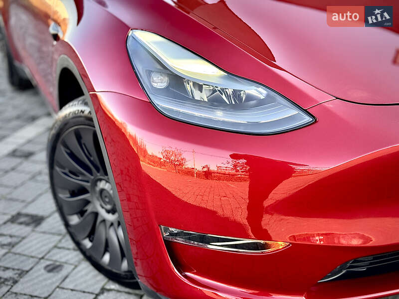 Позашляховик / Кросовер Tesla Model Y 2025 в Стрию