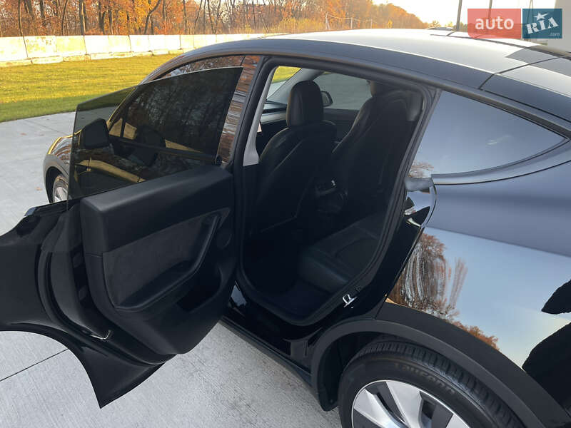 Позашляховик / Кросовер Tesla Model Y 2021 в Луцьку фото 39 Позашляховик / Кросовер Tesla Model Y 2021 в Луцьку