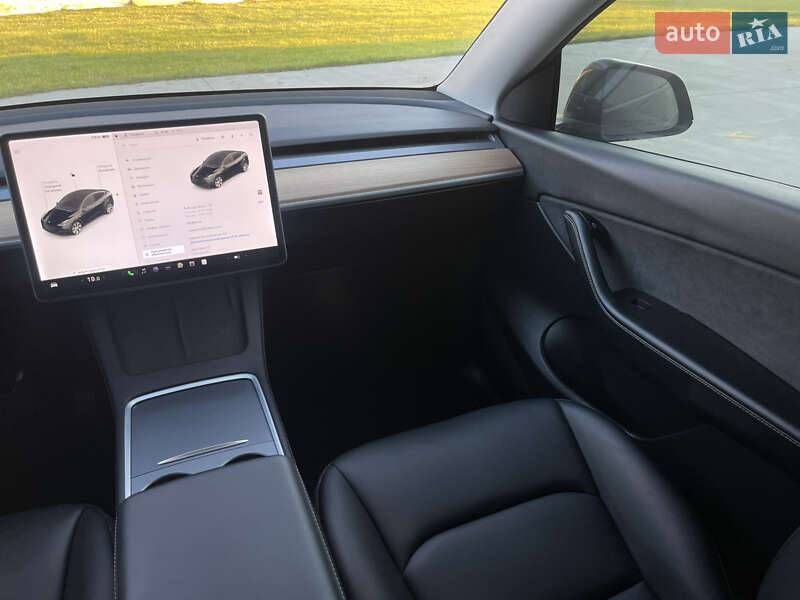 Позашляховик / Кросовер Tesla Model Y 2021 в Луцьку фото 45 Позашляховик / Кросовер Tesla Model Y 2021 в Луцьку
