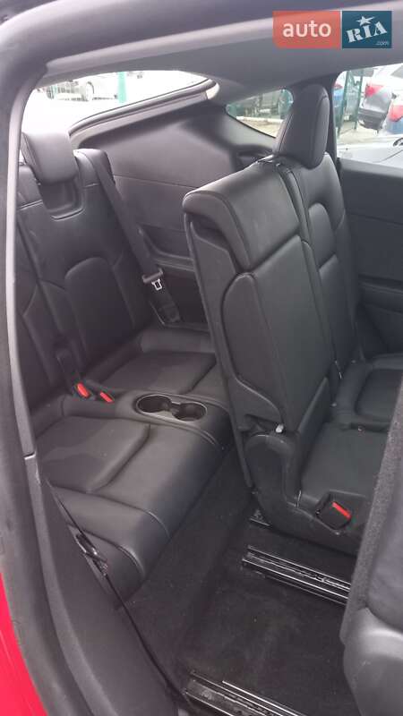 Позашляховик / Кросовер Tesla Model Y 2021 в Києві