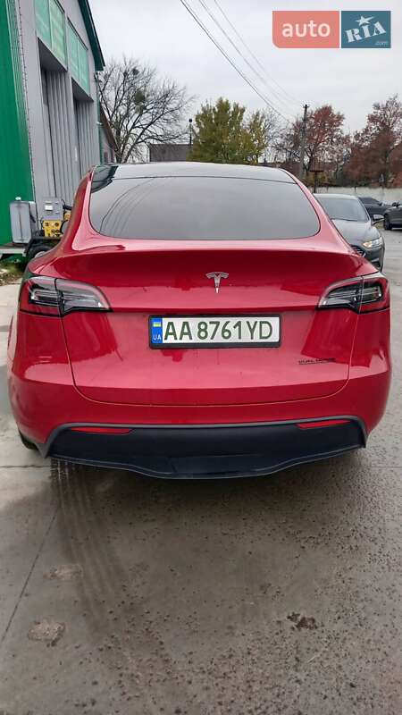 Позашляховик / Кросовер Tesla Model Y 2021 в Києві
