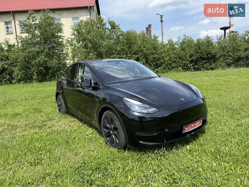 Позашляховик / Кросовер Tesla Model Y 2024 в Львові фото Позашляховик / Кросовер Tesla Model Y 2024 в Львові