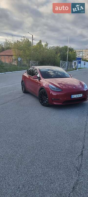 Внедорожник / Кроссовер Tesla Model Y 2022 в Львове