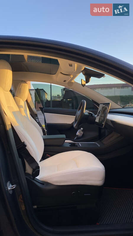 Внедорожник / Кроссовер Tesla Model Y 2021 в Золочеве фото 9 Внедорожник / Кроссовер Tesla Model Y 2021 в Золочеве
