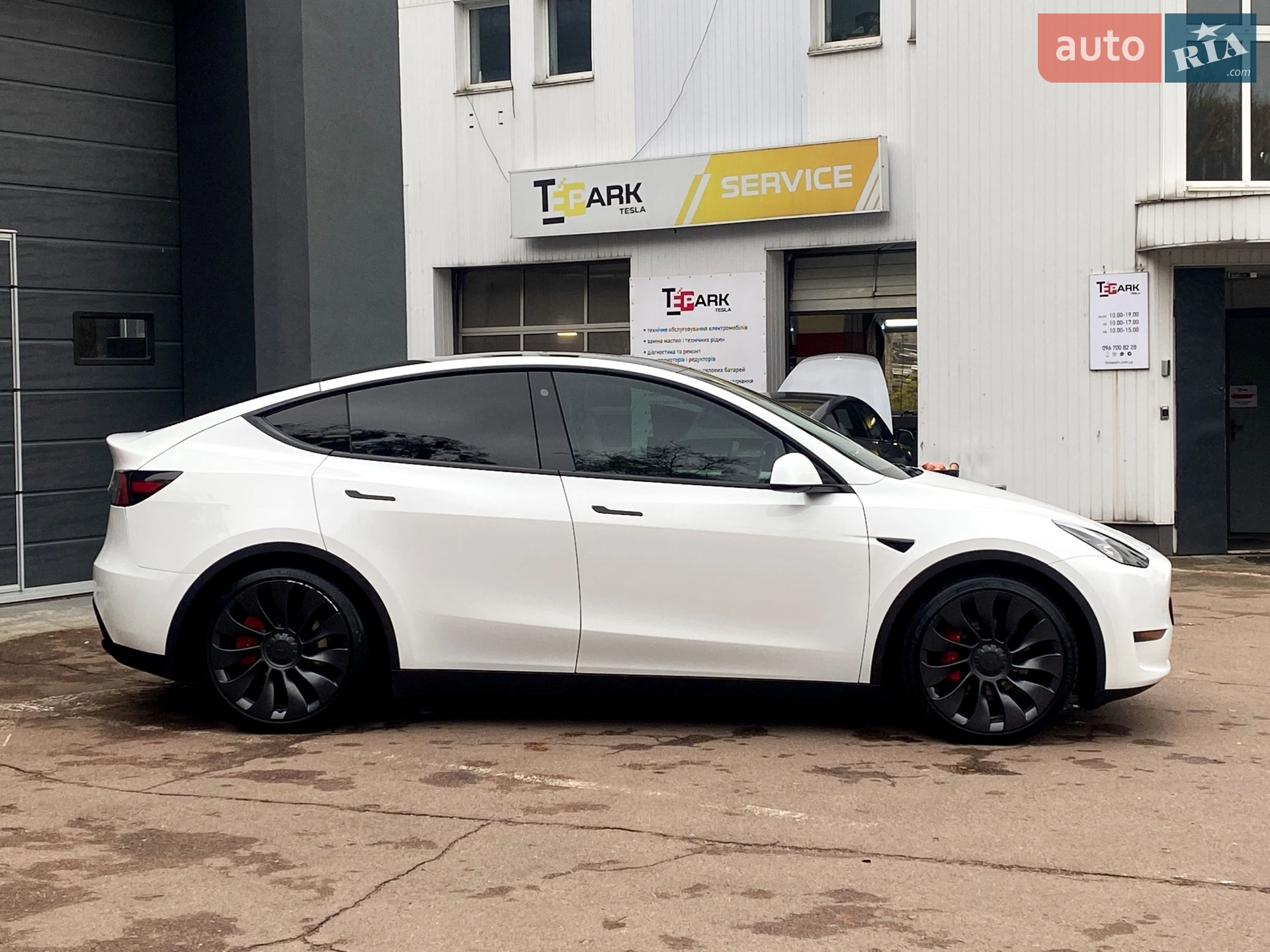2023 Tesla Model Y - мініатюра 11