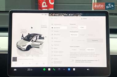 Внедорожник / Кроссовер Tesla Model Y 2023 в Киеве