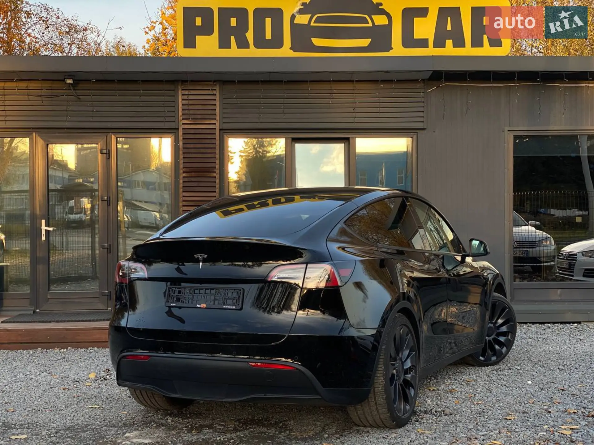 2022 Tesla Model Y - мініатюра 3