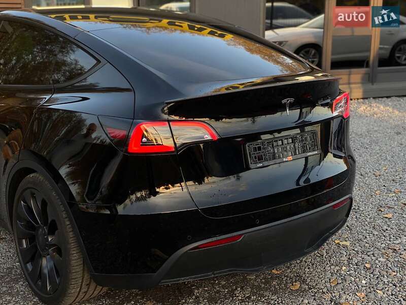Внедорожник / Кроссовер Tesla Model Y 2022 в Львове