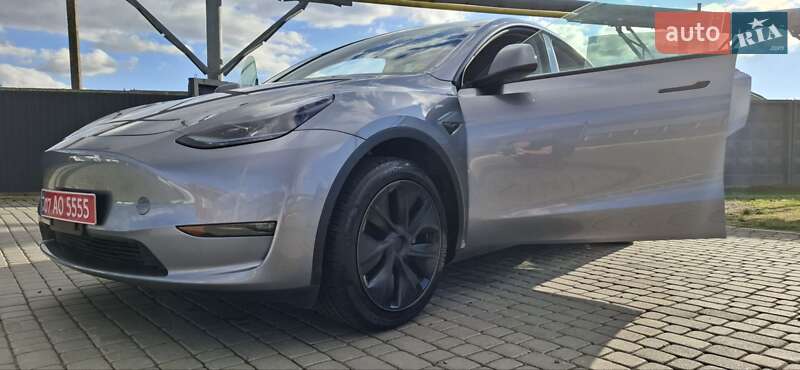 Позашляховик / Кросовер Tesla Model Y 2024 в Мукачевому фото 2 Позашляховик / Кросовер Tesla Model Y 2024 в Мукачевому