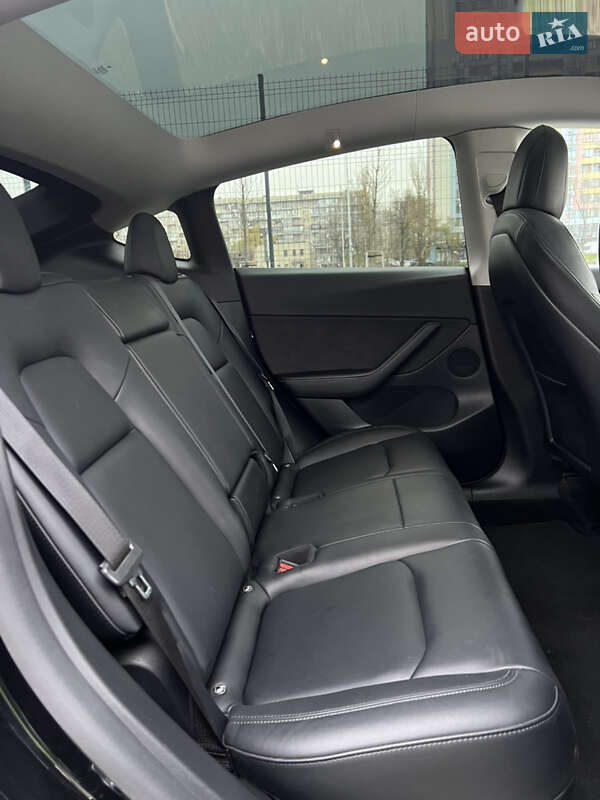 Внедорожник / Кроссовер Tesla Model Y 2022 в Киеве фото 28 Внедорожник / Кроссовер Tesla Model Y 2022 в Киеве