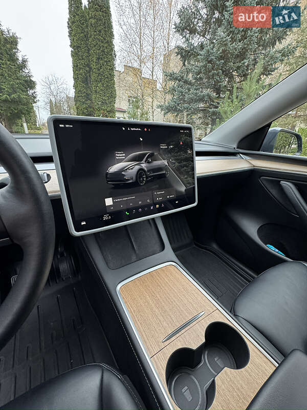 Позашляховик / Кросовер Tesla Model Y 2022 в Рівному
