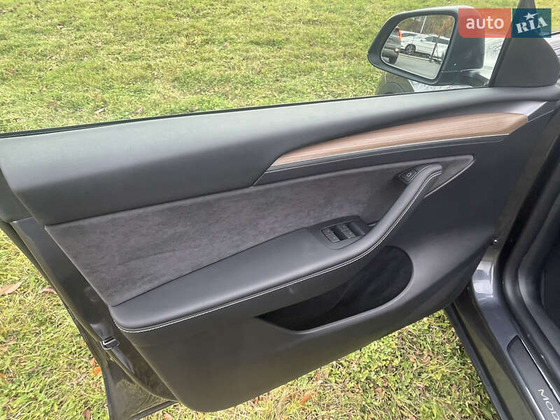 Внедорожник / Кроссовер Tesla Model Y 2023 в Львове фото 14 Внедорожник / Кроссовер Tesla Model Y 2023 в Львове