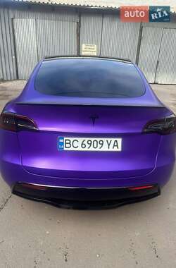 Внедорожник / Кроссовер Tesla Model Y 2022 в Львове