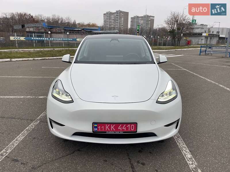Внедорожник / Кроссовер Tesla Model Y 2023 в Киеве
