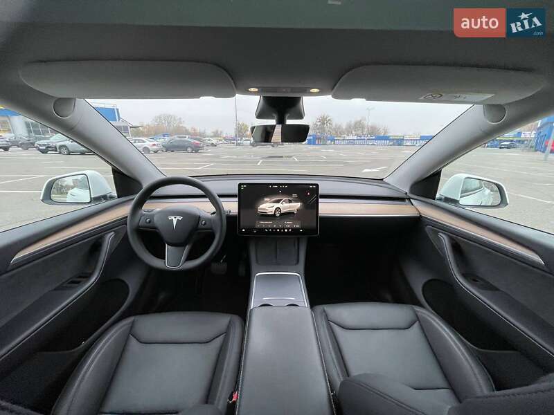 Внедорожник / Кроссовер Tesla Model Y 2023 в Киеве