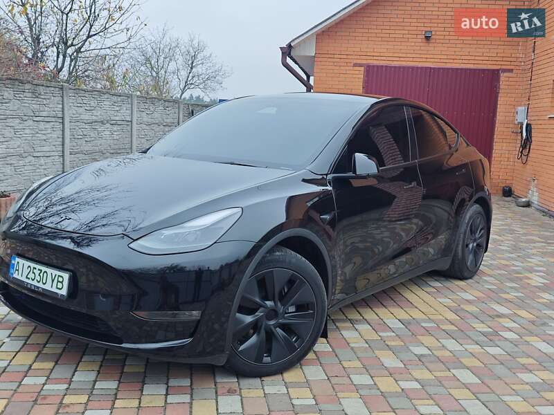 Позашляховик / Кросовер Tesla Model Y 2024 в Києві фото 40 Позашляховик / Кросовер Tesla Model Y 2024 в Києві
