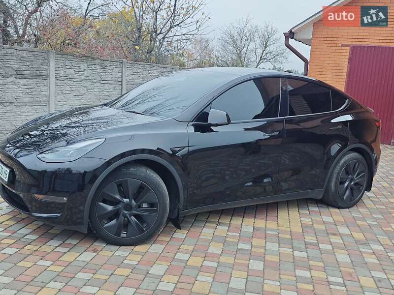 Позашляховик / Кросовер Tesla Model Y 2024 в Києві фото 47 Позашляховик / Кросовер Tesla Model Y 2024 в Києві