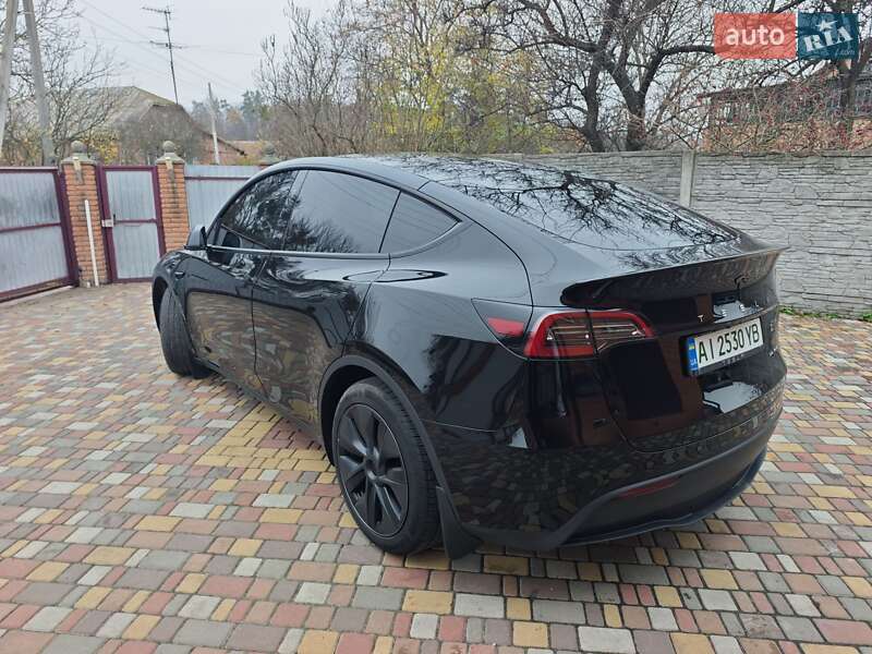 Позашляховик / Кросовер Tesla Model Y 2024 в Києві фото 50 Позашляховик / Кросовер Tesla Model Y 2024 в Києві