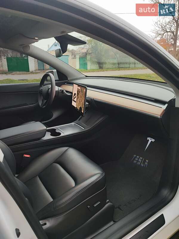 Позашляховик / Кросовер Tesla Model Y 2021 в Миколаєві фото 17 Позашляховик / Кросовер Tesla Model Y 2021 в Миколаєві
