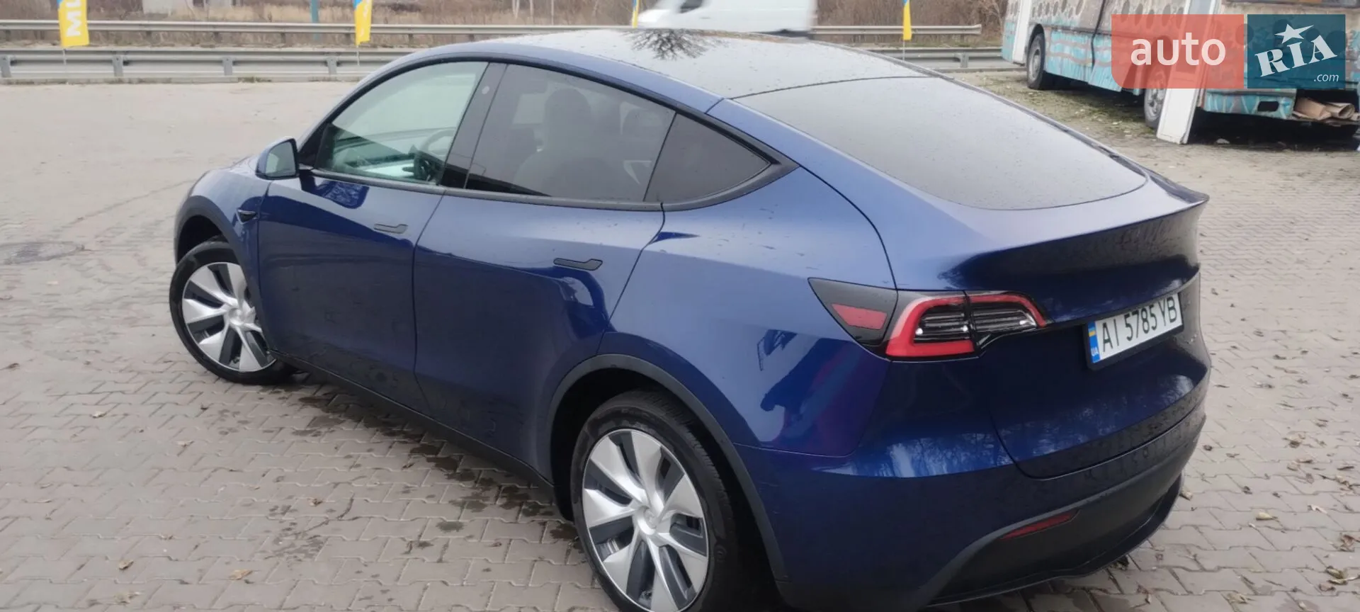 2020 Tesla Model Y - мініатюра 23
