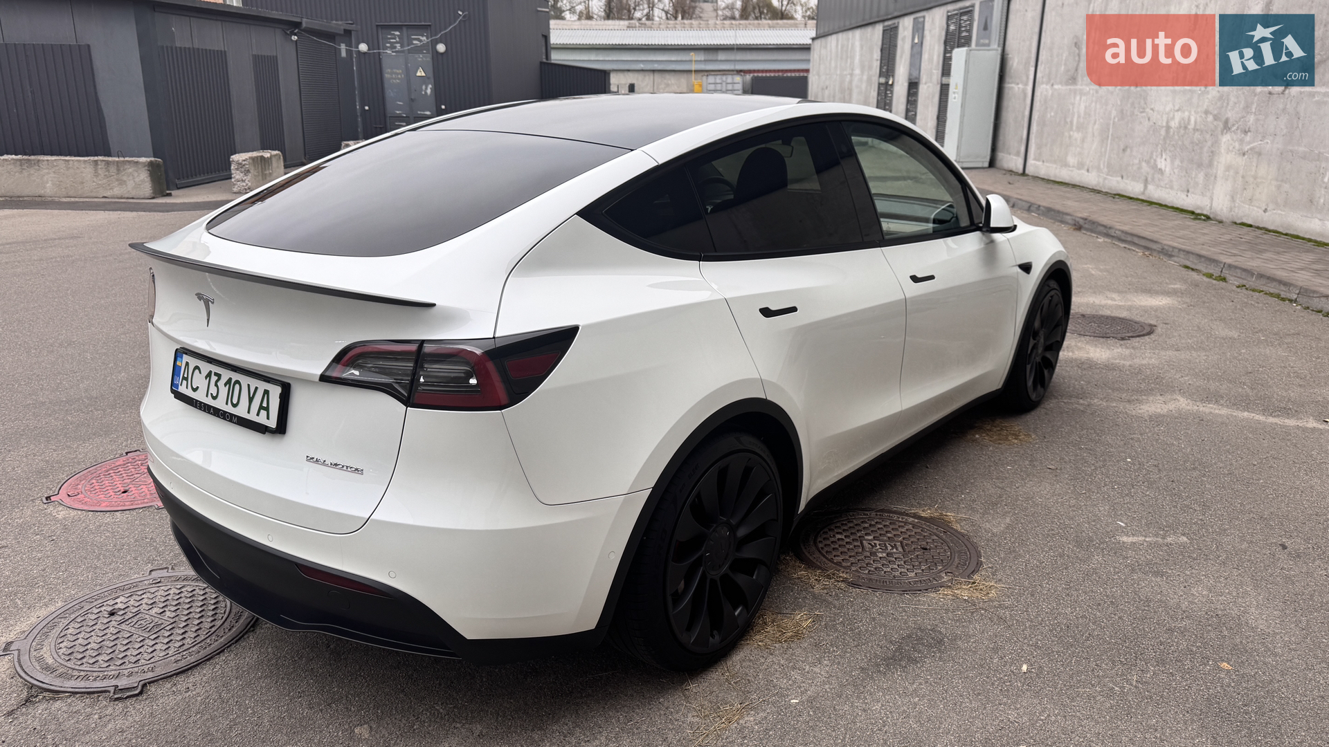 2022 Tesla Model Y - мініатюра 10