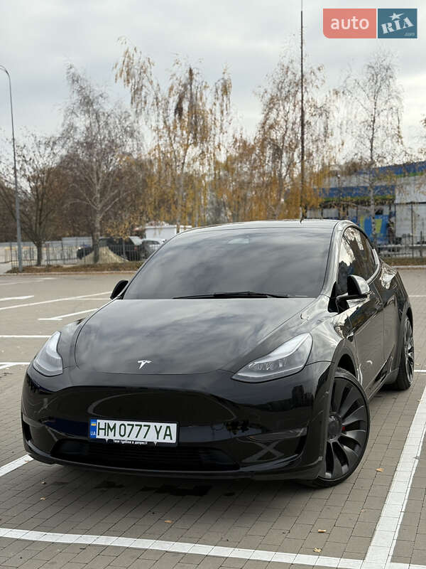 Внедорожник / Кроссовер Tesla Model Y 2023 в Сумах