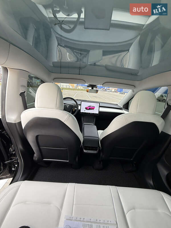 Внедорожник / Кроссовер Tesla Model Y 2023 в Сумах