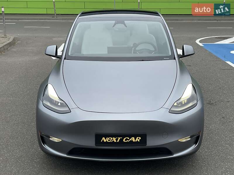 Позашляховик / Кросовер Tesla Model Y 2024 в Києві