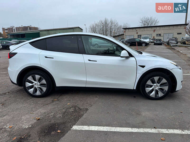 Позашляховик / Кросовер Tesla Model Y 2023 в Рівному