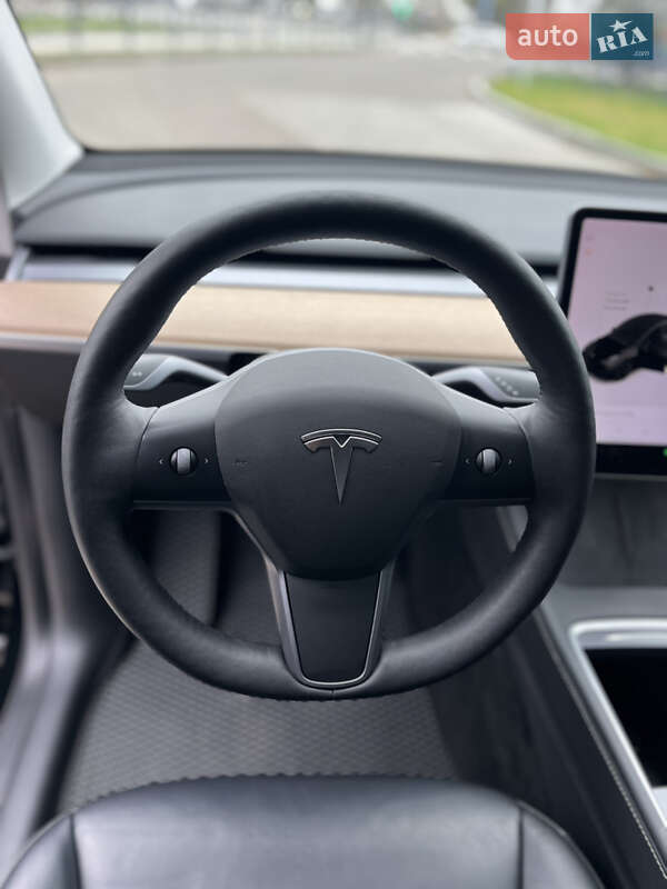 Внедорожник / Кроссовер Tesla Model Y 2021 в Николаеве