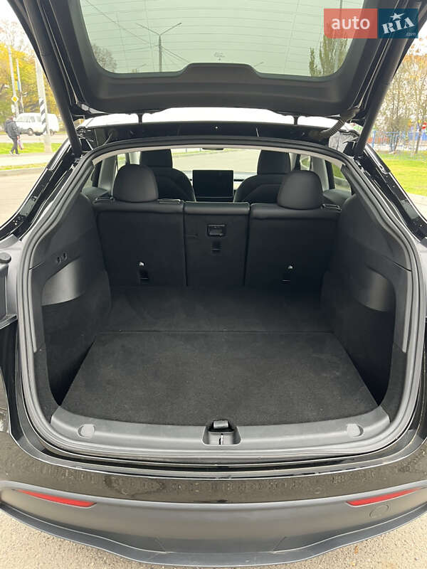 Внедорожник / Кроссовер Tesla Model Y 2021 в Николаеве