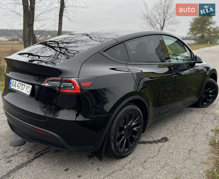 Позашляховик / Кросовер Tesla Model Y 2021 в Києві фото 4 Позашляховик / Кросовер Tesla Model Y 2021 в Києві