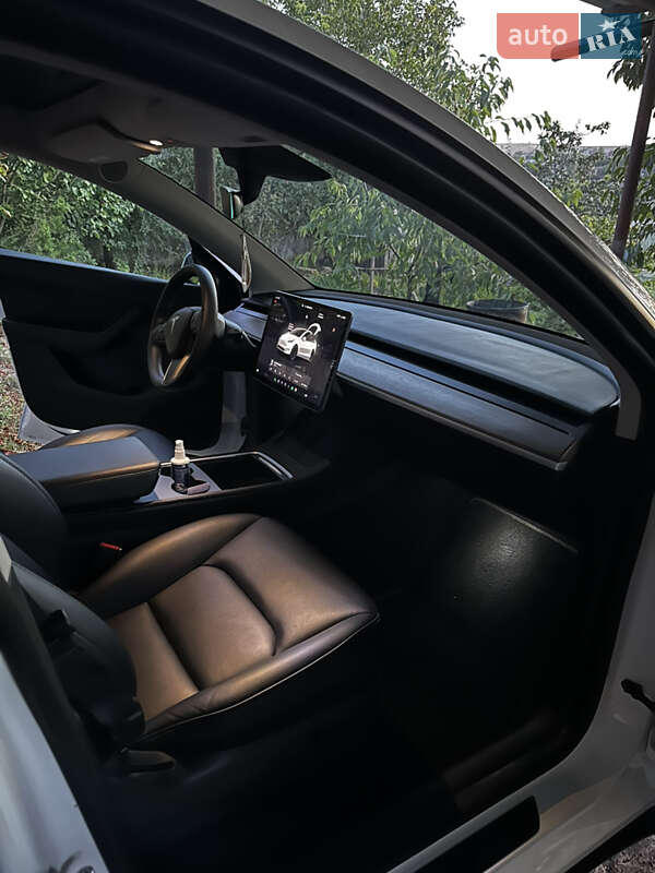 Внедорожник / Кроссовер Tesla Model Y 2022 в Визирке