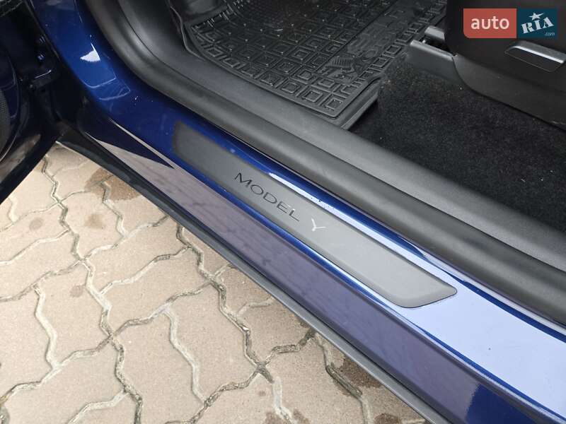 Позашляховик / Кросовер Tesla Model Y 2021 в Обухові фото 35 Позашляховик / Кросовер Tesla Model Y 2021 в Обухові