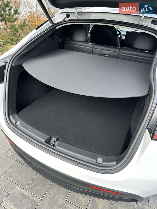 Внедорожник / Кроссовер Tesla Model Y 2023 в Луцке фото 9 Внедорожник / Кроссовер Tesla Model Y 2023 в Луцке