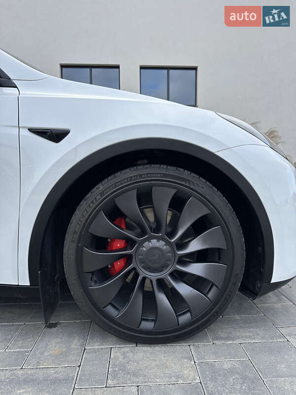 Внедорожник / Кроссовер Tesla Model Y 2023 в Луцке фото 29 Внедорожник / Кроссовер Tesla Model Y 2023 в Луцке