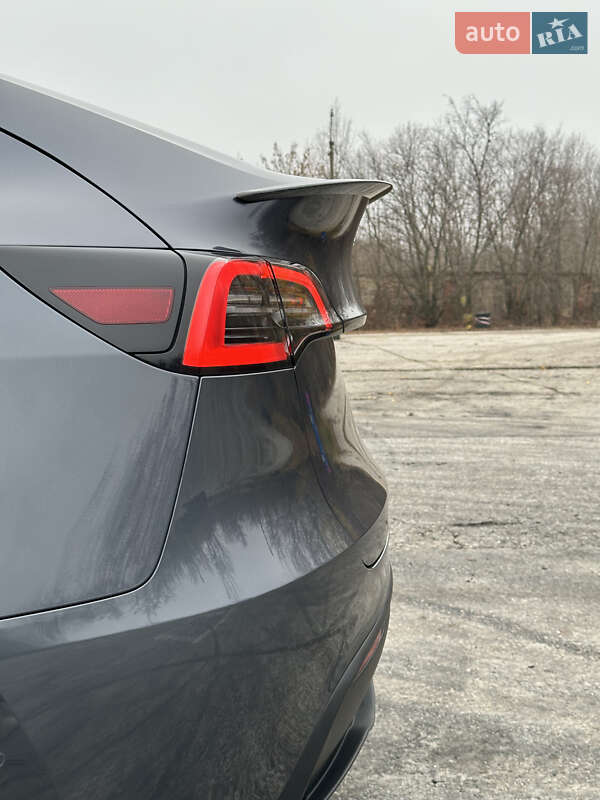 Внедорожник / Кроссовер Tesla Model Y 2021 в Харькове