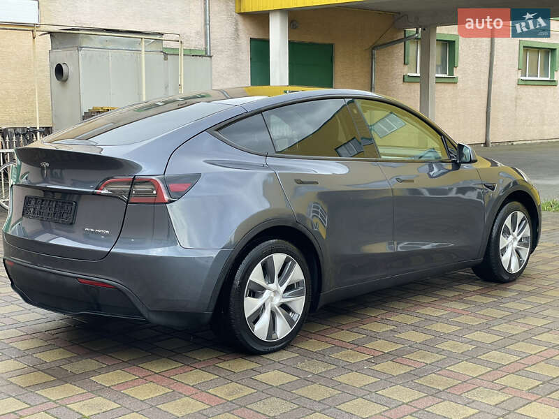 Позашляховик / Кросовер Tesla Model Y 2023 в Стрию фото 32 Позашляховик / Кросовер Tesla Model Y 2023 в Стрию