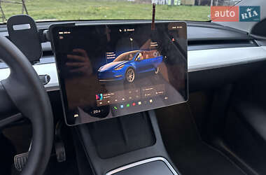 Внедорожник / Кроссовер Tesla Model Y 2024 в Копычинце