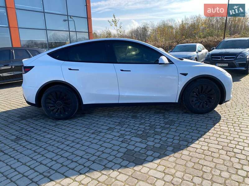 Позашляховик / Кросовер Tesla Model Y 2021 в Львові фото 8 Позашляховик / Кросовер Tesla Model Y 2021 в Львові