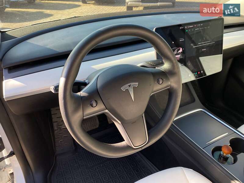 Позашляховик / Кросовер Tesla Model Y 2021 в Львові фото 12 Позашляховик / Кросовер Tesla Model Y 2021 в Львові