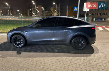 Внедорожник / Кроссовер Tesla Model Y 2023 в Киеве