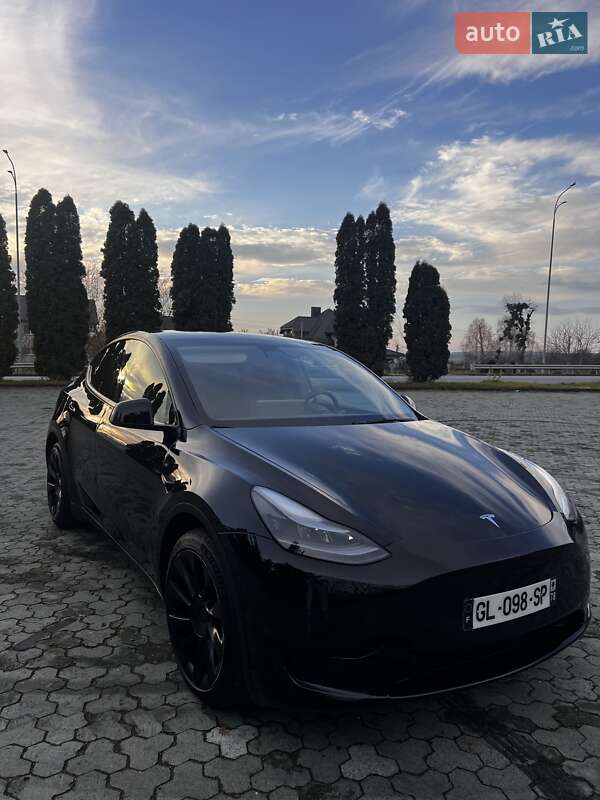 Tesla Model Y 2023 Tesla Model Y 2023