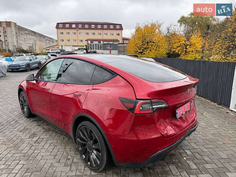 Позашляховик / Кросовер Tesla Model Y 2020 в Луцьку
