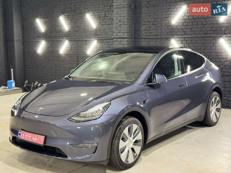Внедорожник / Кроссовер Tesla Model Y 2023 в Киеве